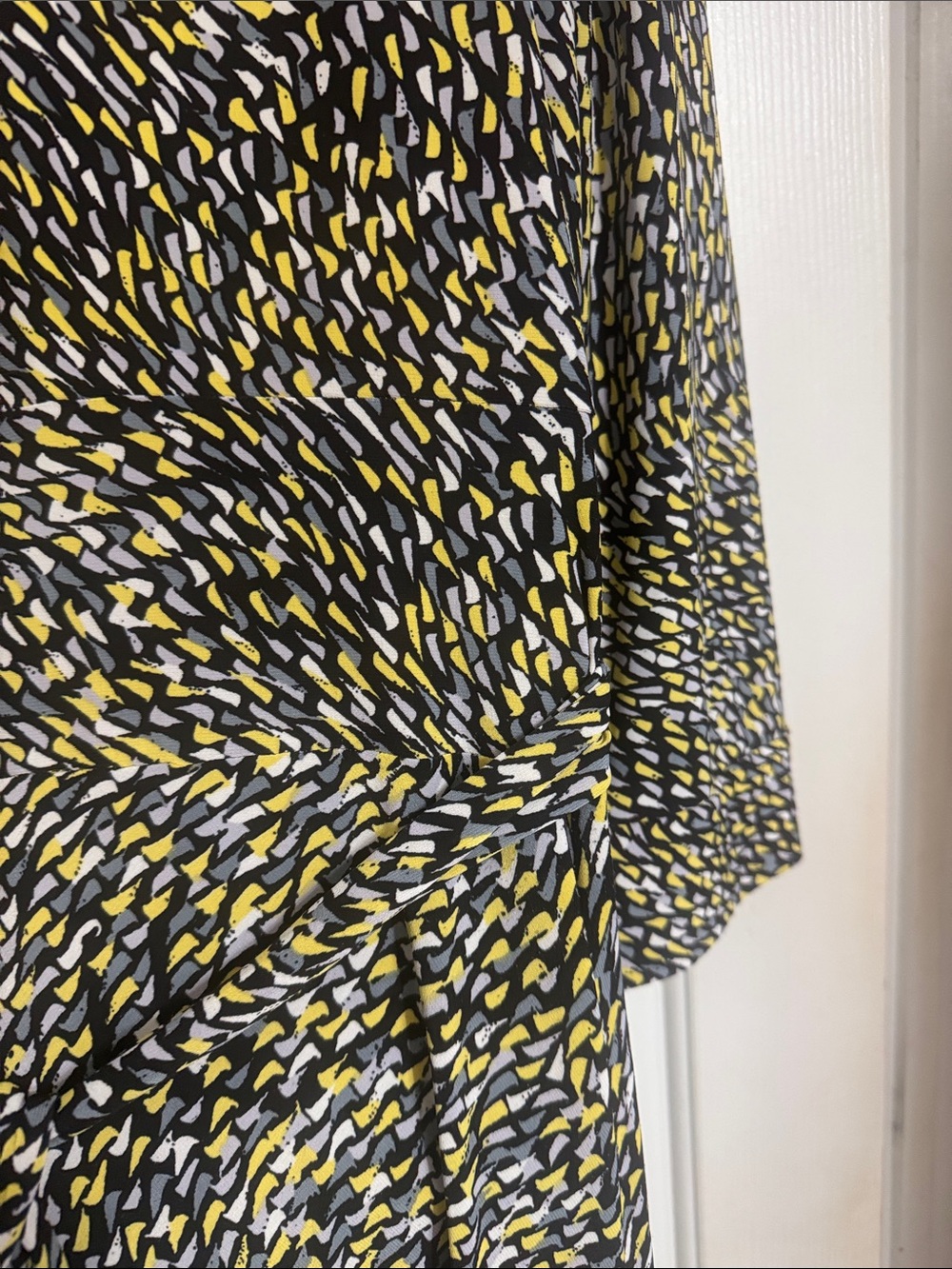 Jones New York Black, Yellow & White Abstract Midi Wrap Dress - Picture 4 of 5